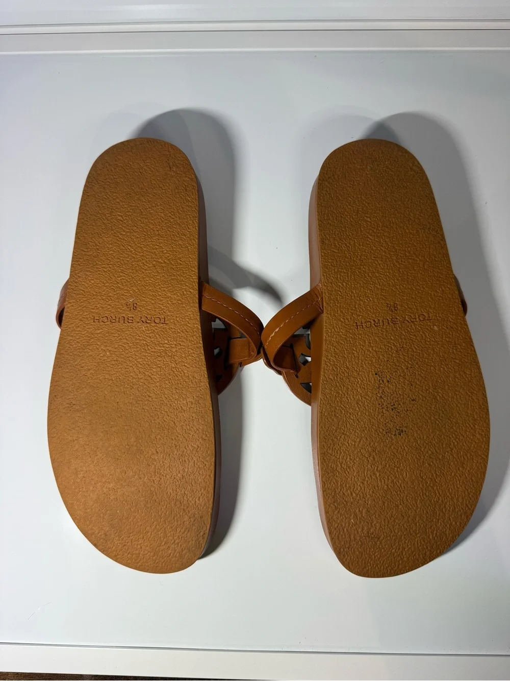 Tory Burch Cognac Leather Logo Thong Sandals size 8.5